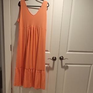 Elegant Orange Sleeveless Dress